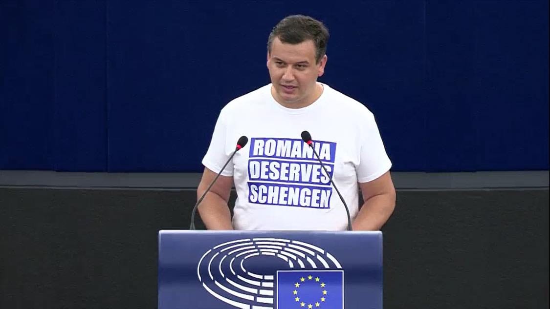 Eurodeputatul Eugen Tomac, președintele PMP: "Totul trebuie privit în continuare prin prisma umilinței pe care România a îndurat-o la Consiliul JAI din 8 decembrie 2022. Atunci, Austria și Olanda au b